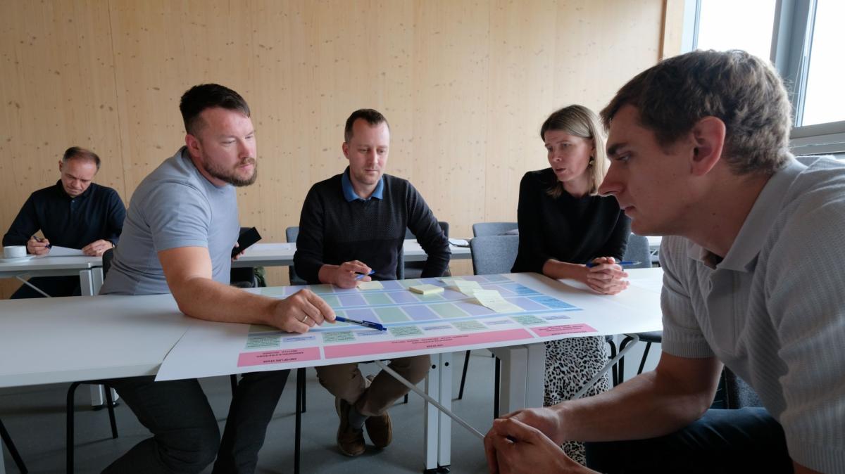Attendees at the Estonian workshop.